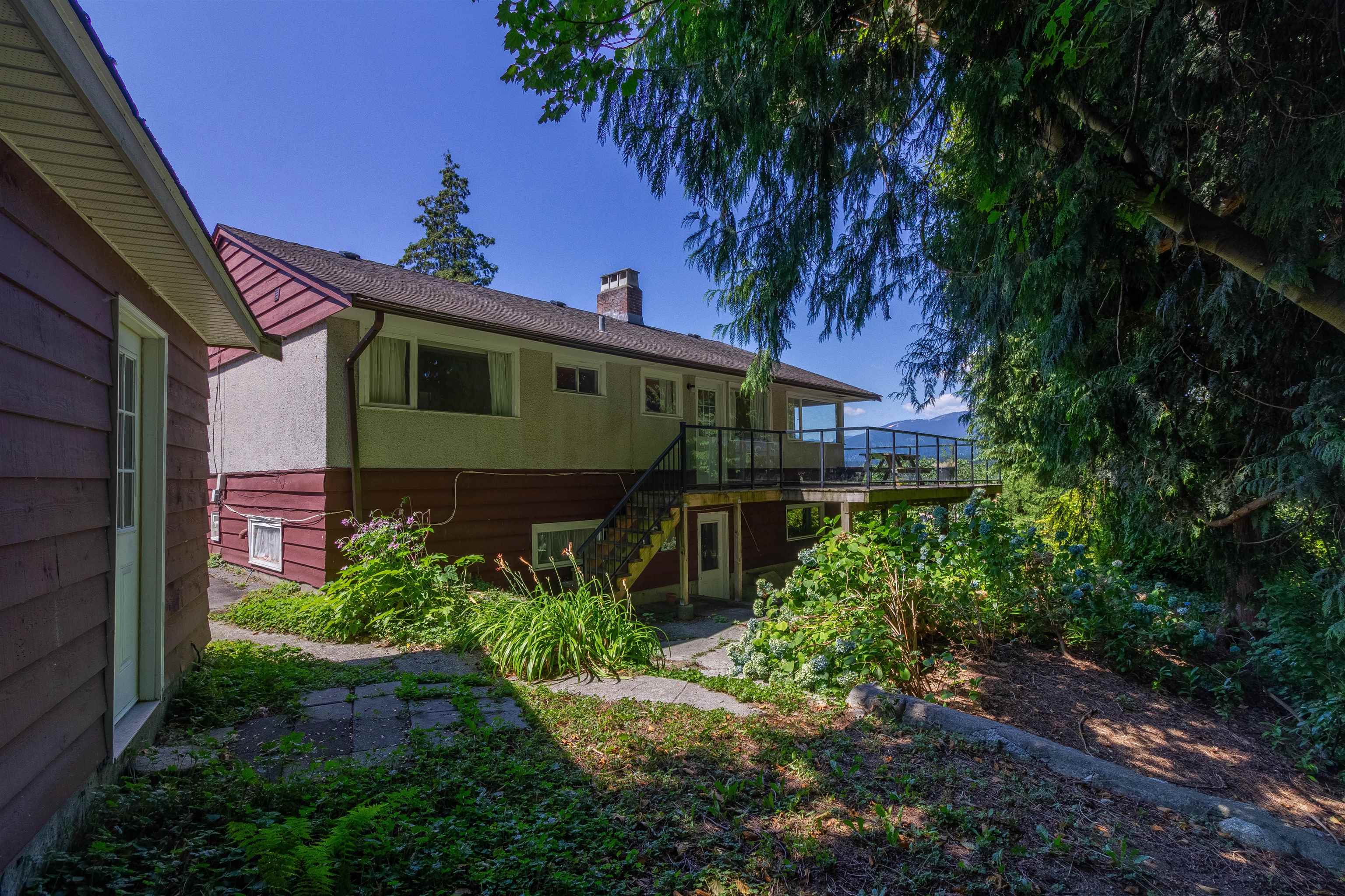 446 Northcliffe Crescent 3