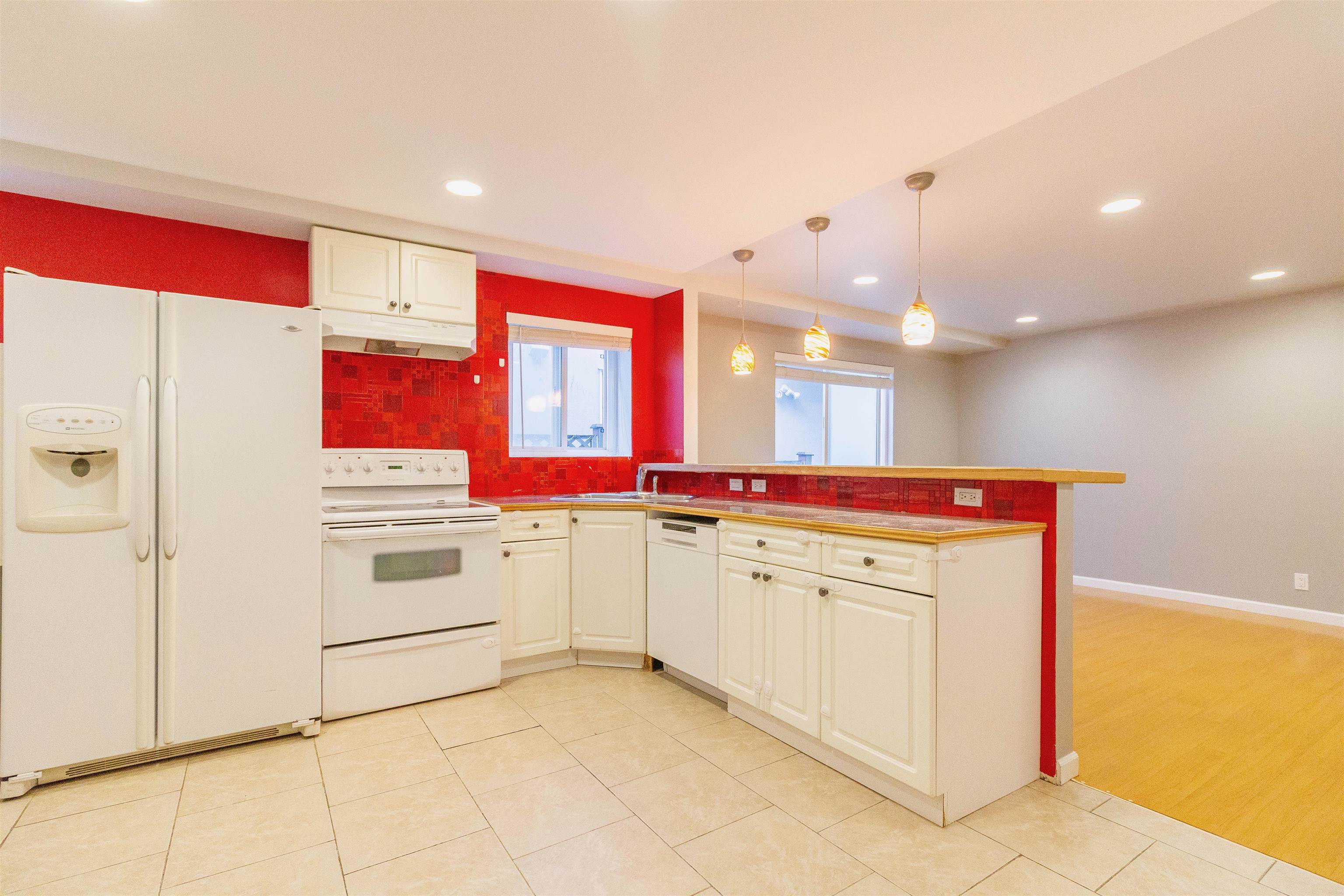111 Fell Avenue 26
