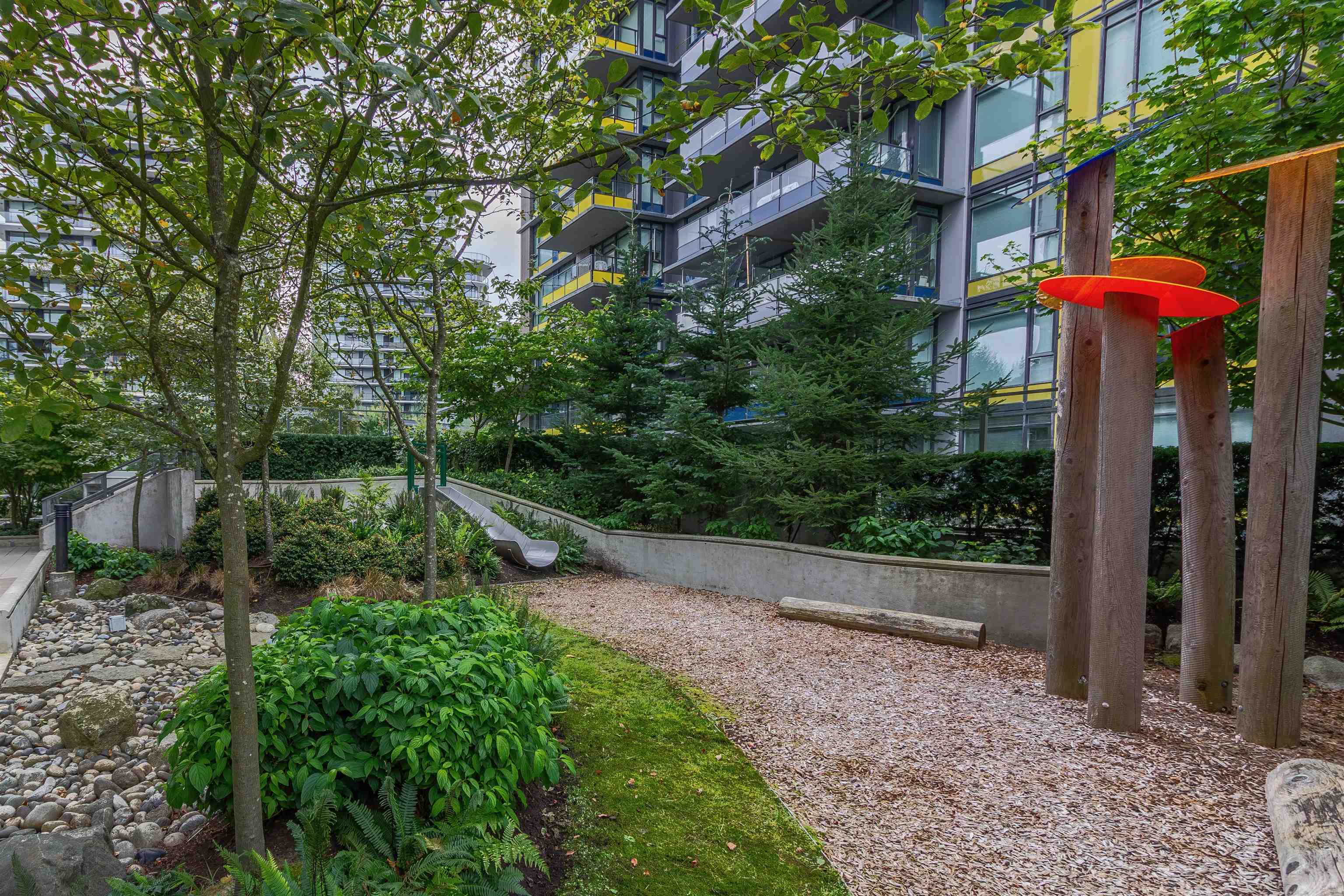 201 - 8940 University Crescent 28