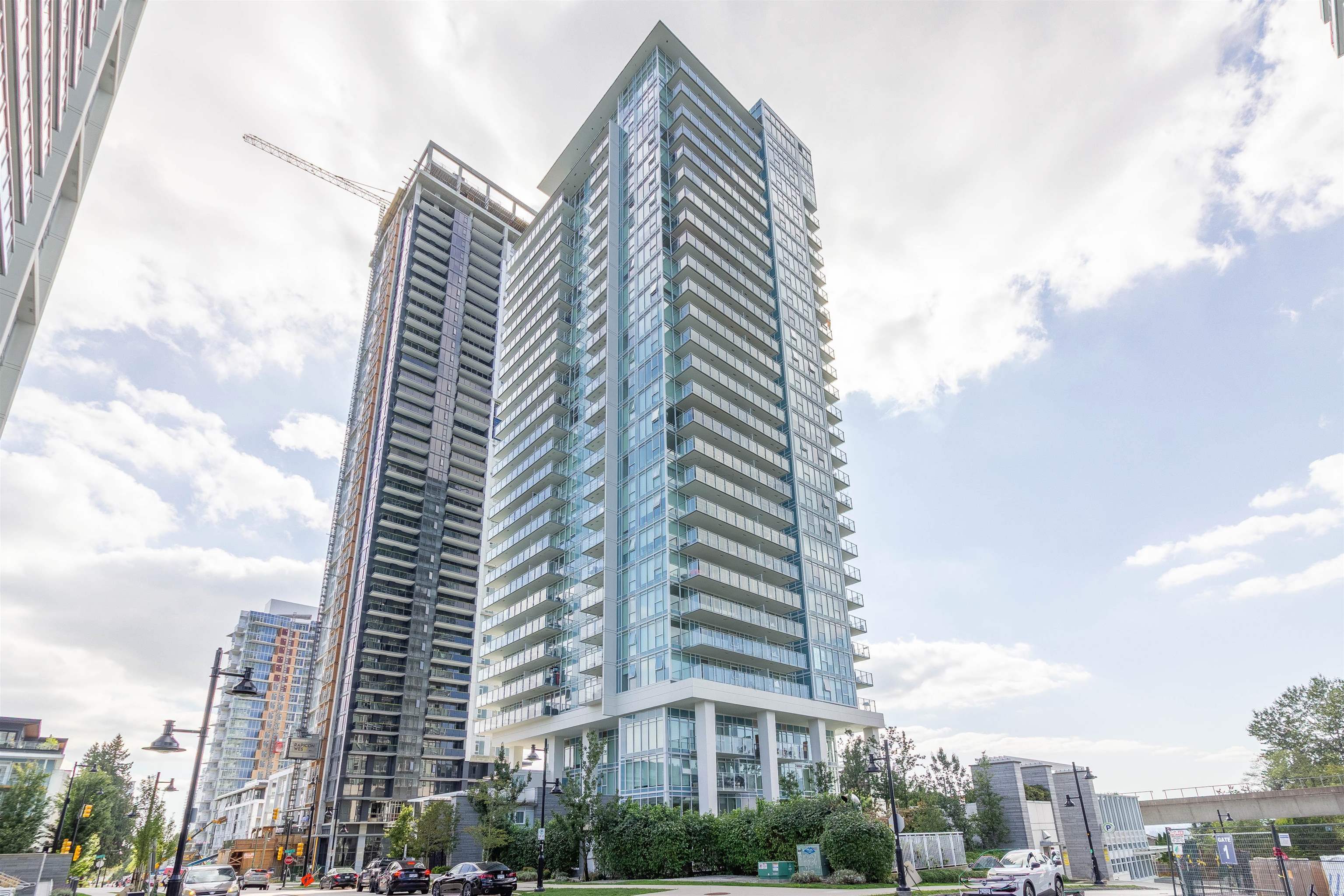 2705 – 652 Whiting Way