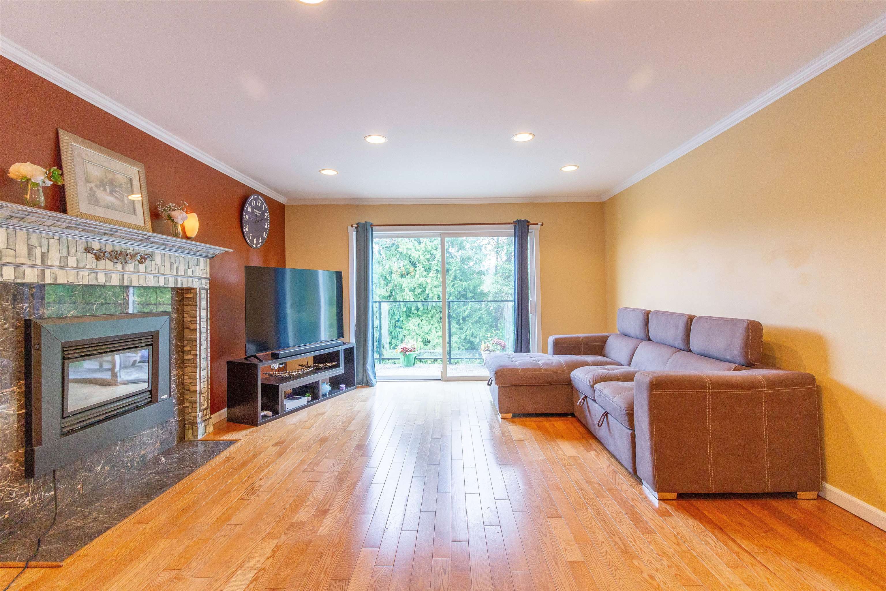 111 Fell Avenue 3