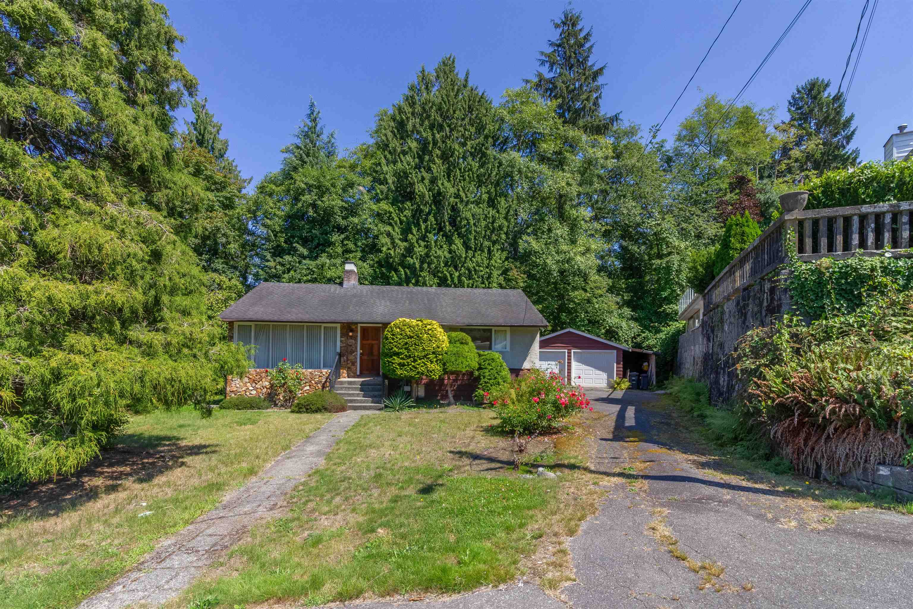 446 Northcliffe Crescent 38