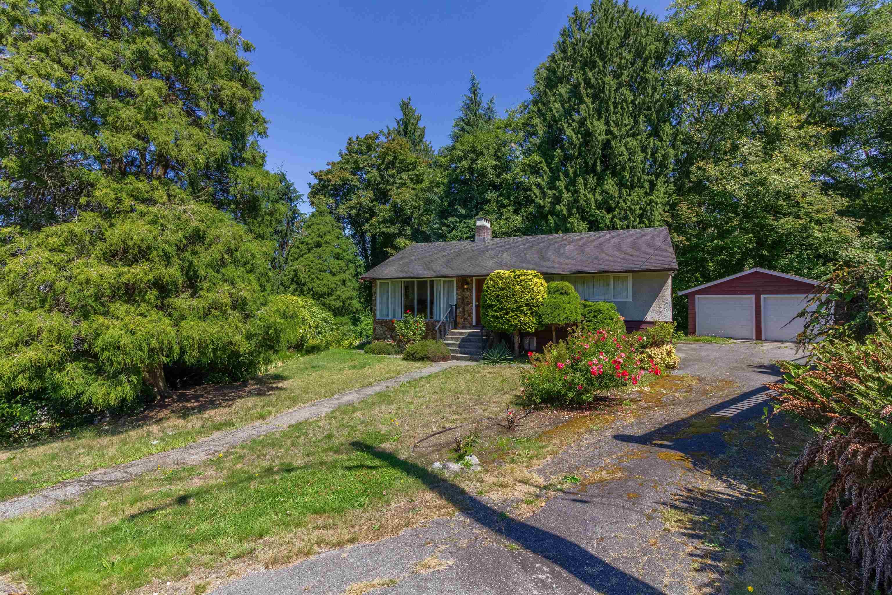 446 Northcliffe Crescent