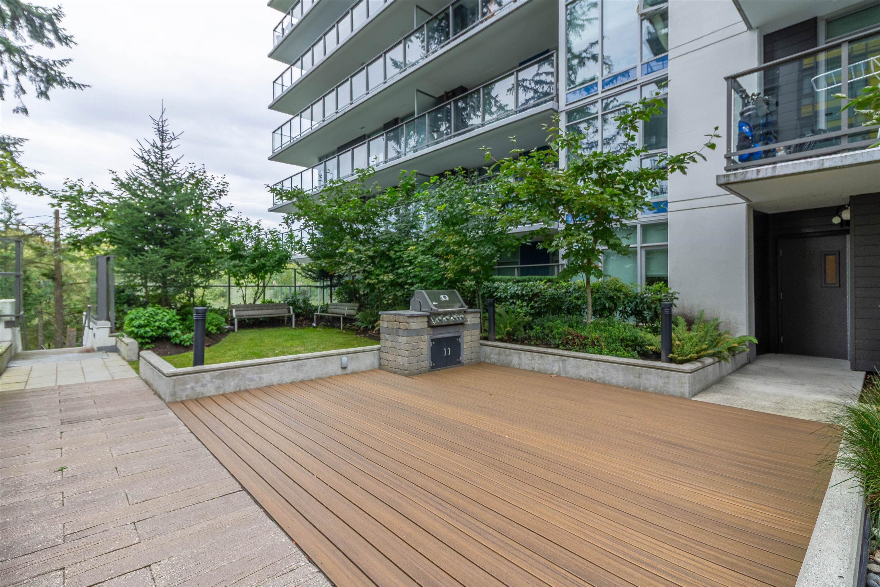 201 - 8940 University Crescent 27