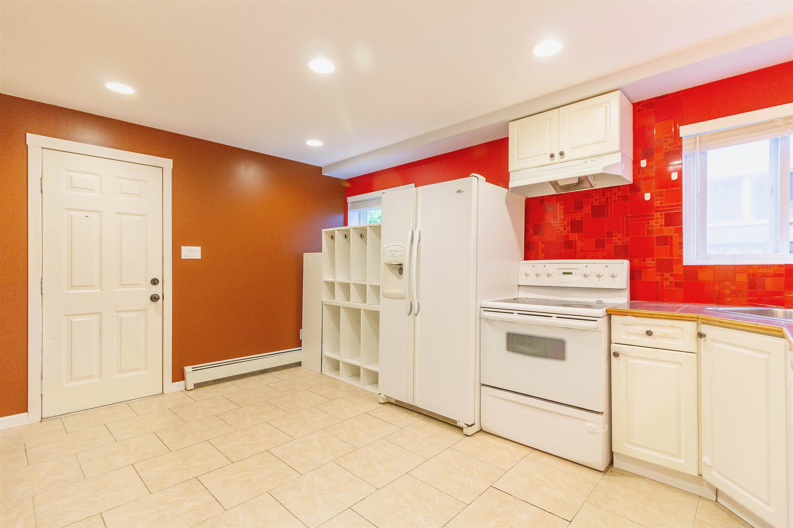 111 Fell Avenue 27