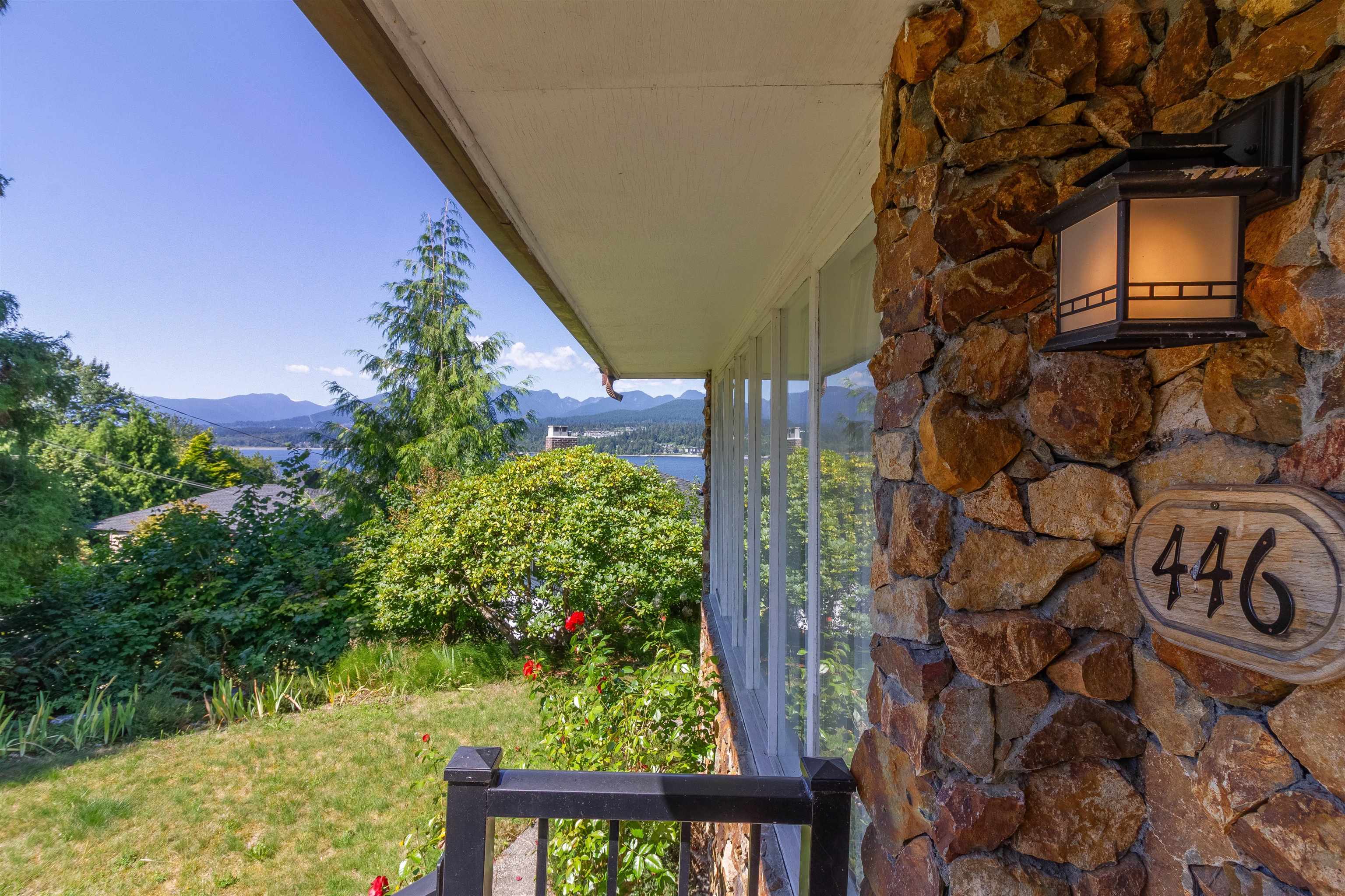 446 Northcliffe Crescent 33